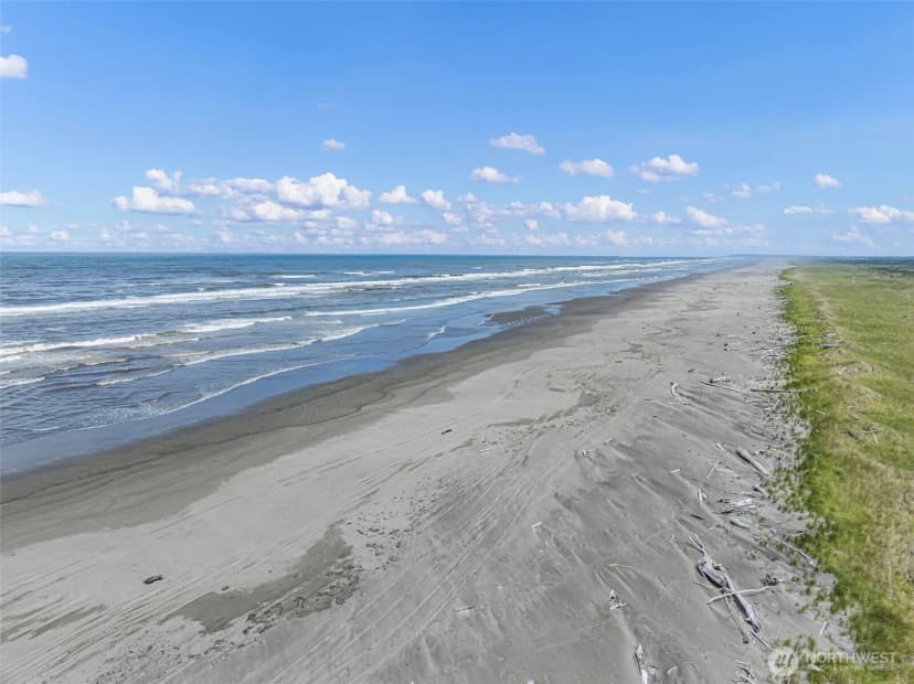 Property photo for 885 Ocean Shores Boulevard Sw, Ocean Shores photo 33