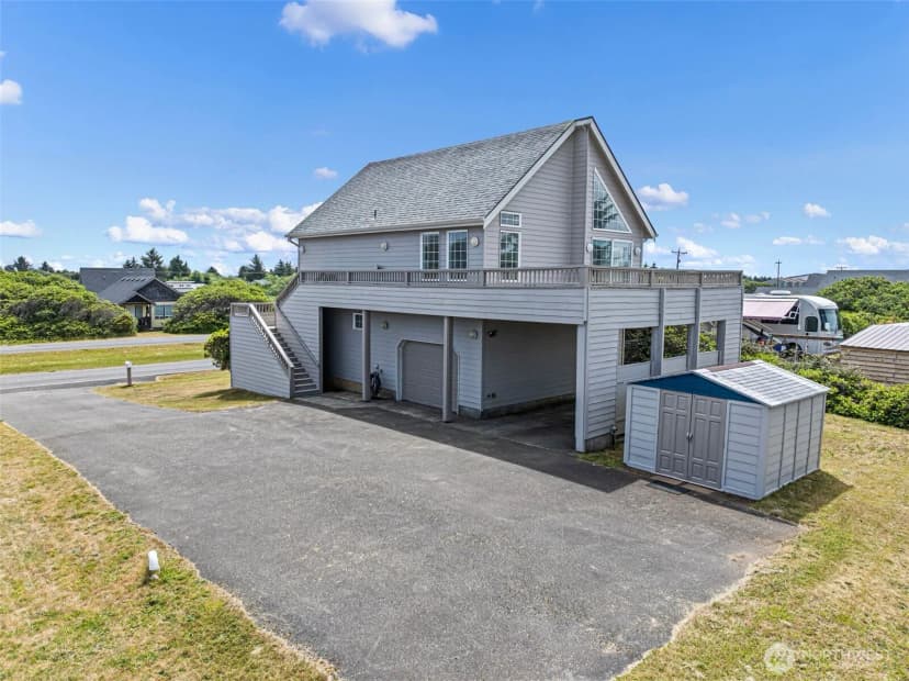 Property photo for 885 Ocean Shores Boulevard Sw, Ocean Shores photo 26