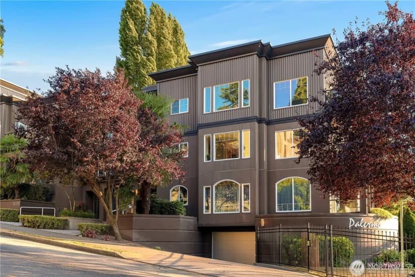 Property photo for 1029 Belmont Avenue E #305, Seattle photo 2