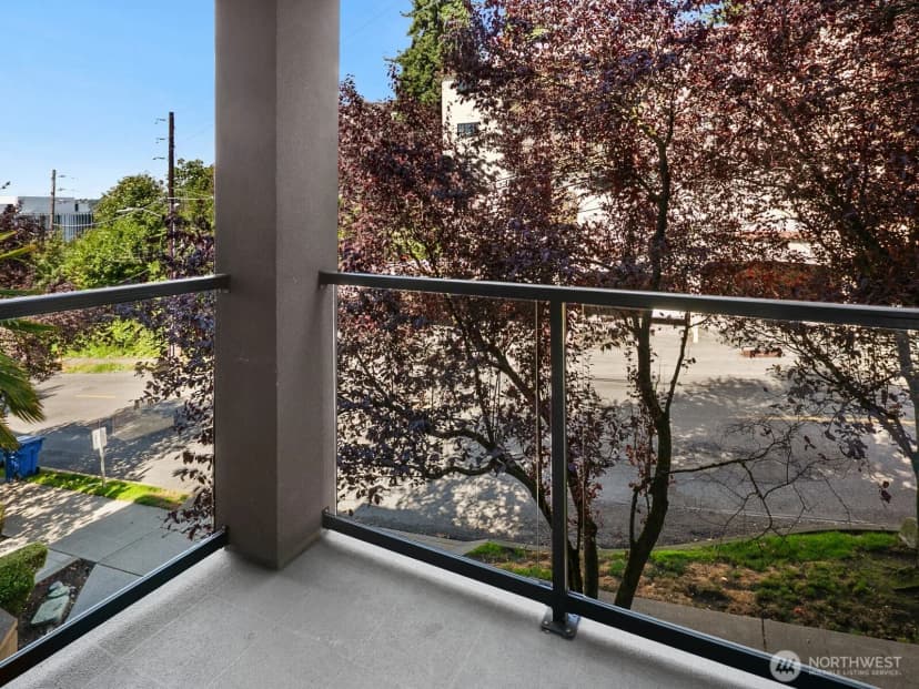 Property photo for 1029 Belmont Avenue E #305, Seattle photo 20