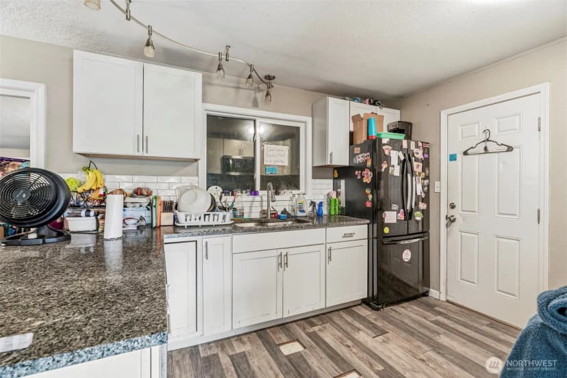 Property photo for 2411 Burcham Street, Kelso photo 10