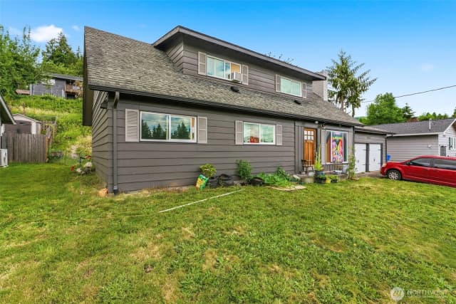 Property photo for 2411 Burcham Street, Kelso photo 3
