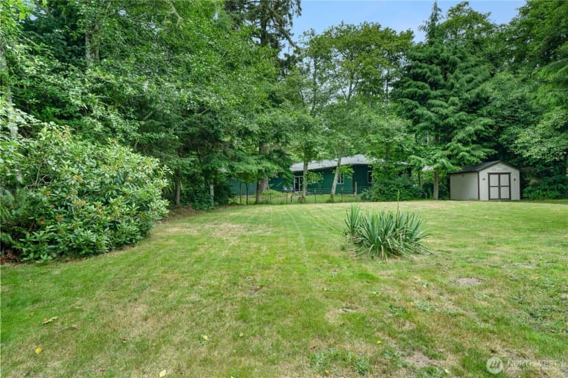 Property photo for 127 Glover Court Ne, Ocean Shores photo 3