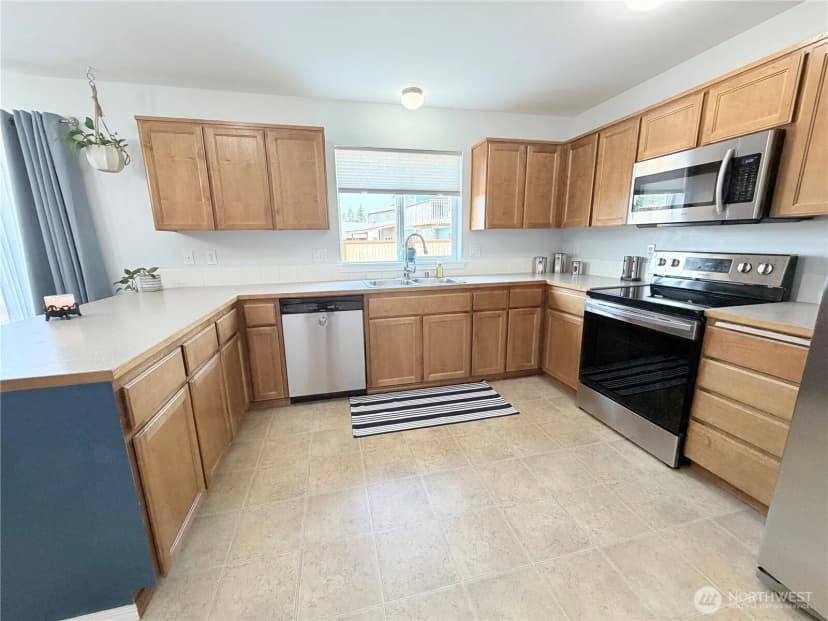 Property photo for 9121 Paradise View Street Se, Yelm photo 13