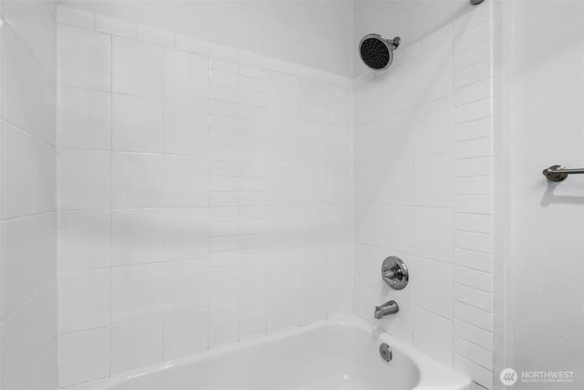 Property photo for 108 5th Avenue S #301, Seattle photo 17