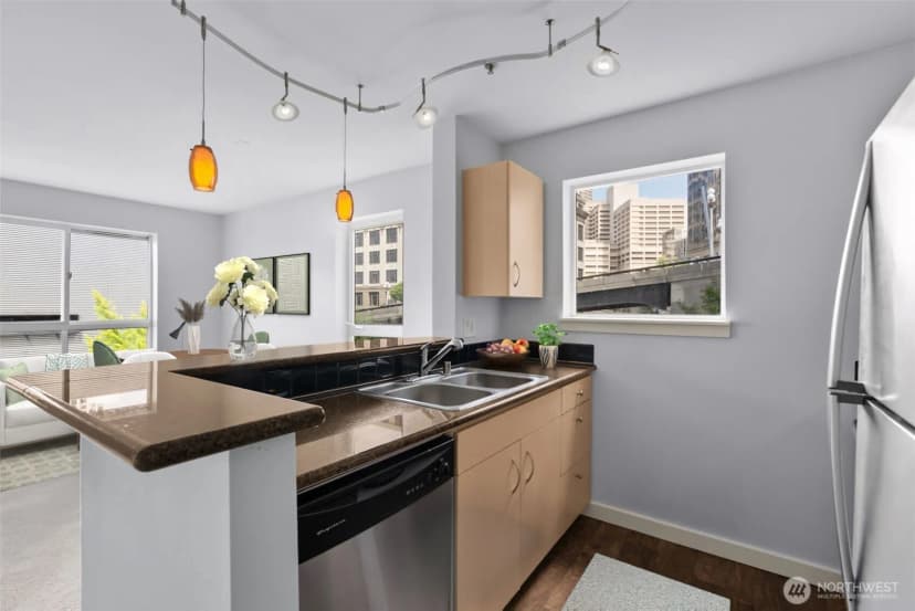 Property photo for 108 5th Avenue S #301, Seattle photo 12