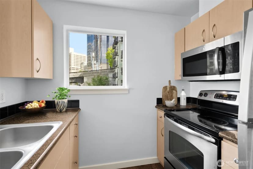 Property photo for 108 5th Avenue S #301, Seattle photo 13