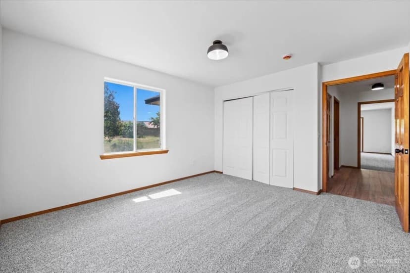 Property photo for 100608 W Old Inland Empire Hwy, Prosser photo 10