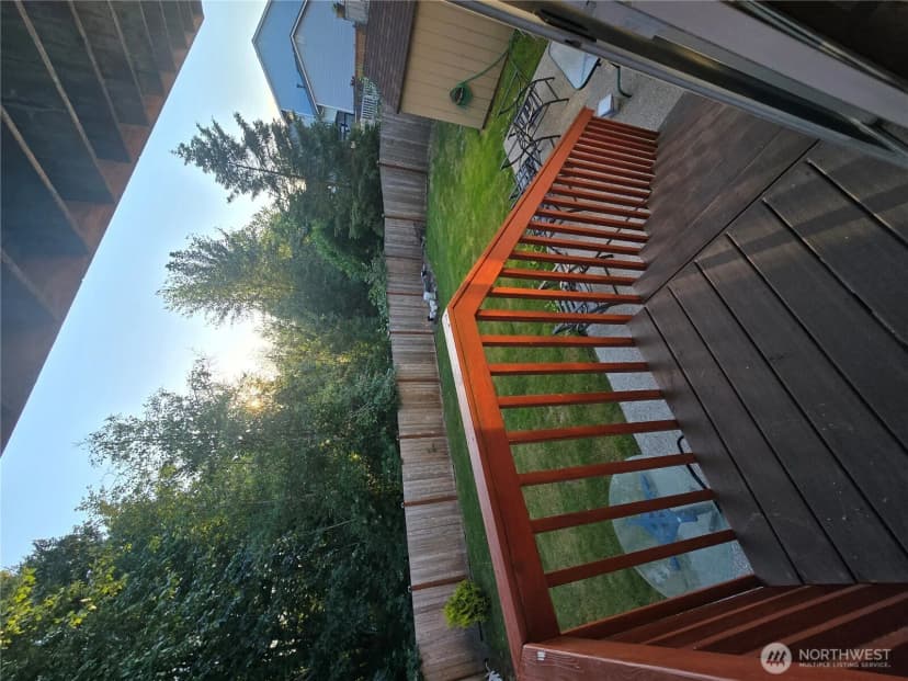 Property photo for 6608 79th Drive Ne, Marysville photo 11
