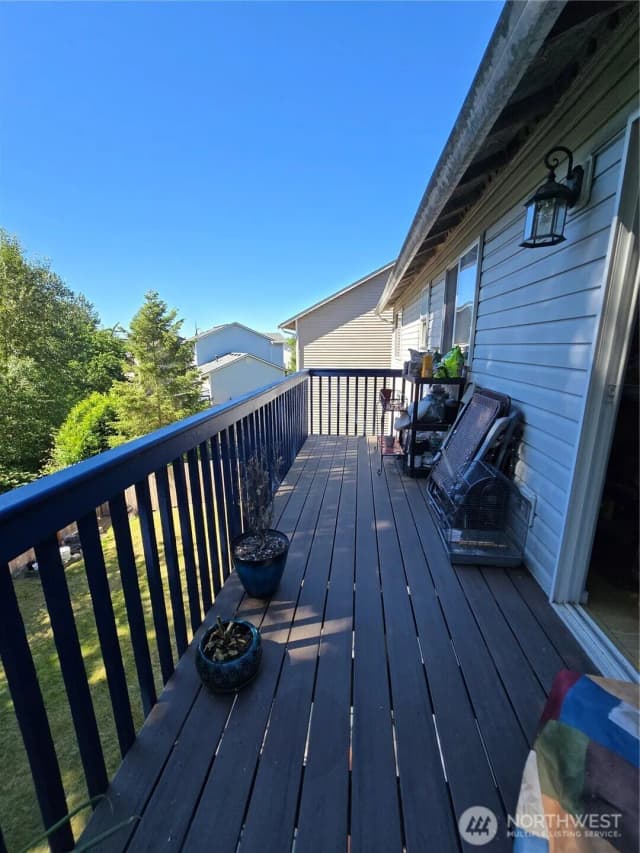 Property photo for 6608 79th Drive Ne, Marysville photo 5