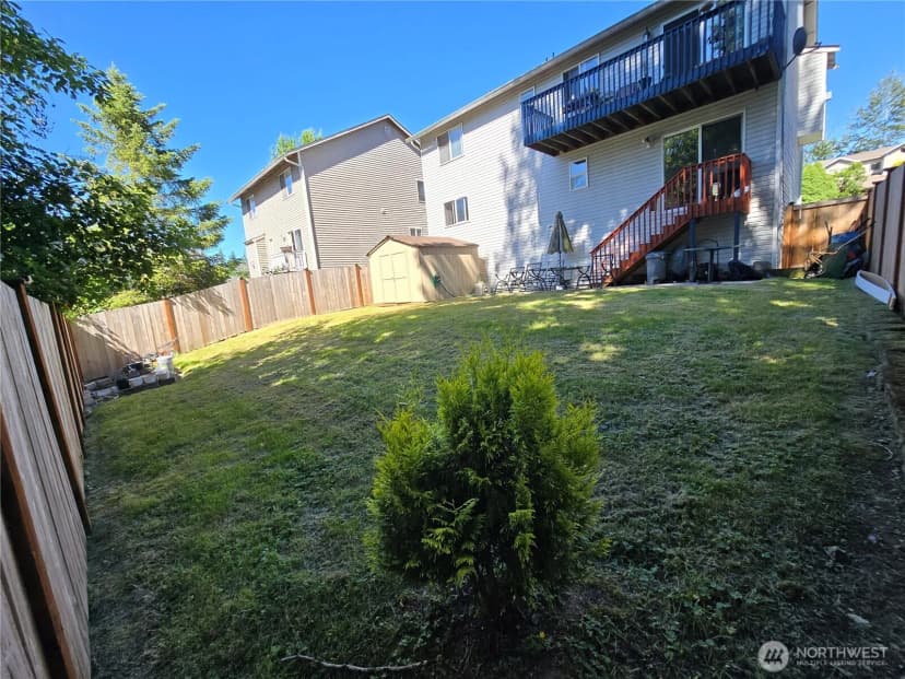 Property photo for 6608 79th Drive Ne, Marysville photo 4
