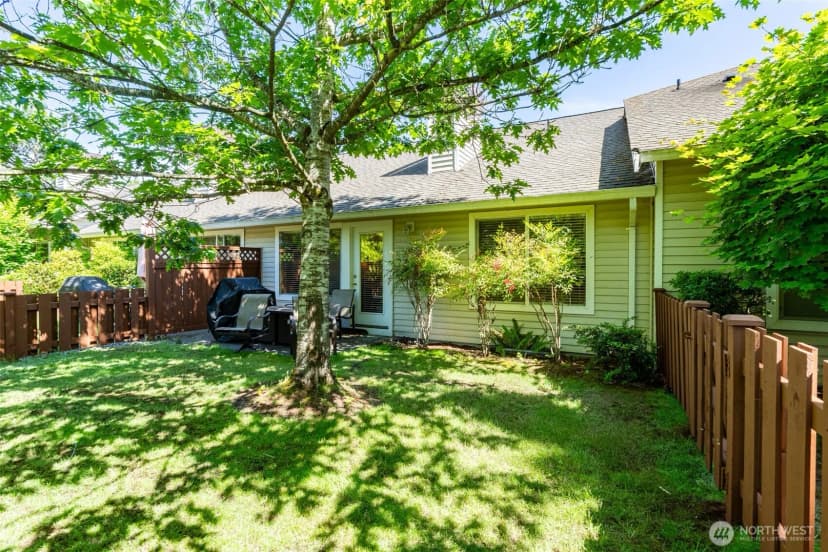 Property photo for 4304 S 220th Place, Kent photo 28