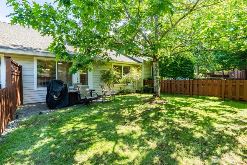 Property photo for 4304 S 220th Place, Kent photo 27