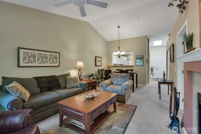 Property photo for 4304 S 220th Place, Kent photo 13