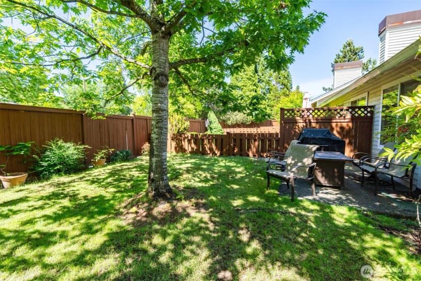 Property photo for 4304 S 220th Place, Kent photo 30
