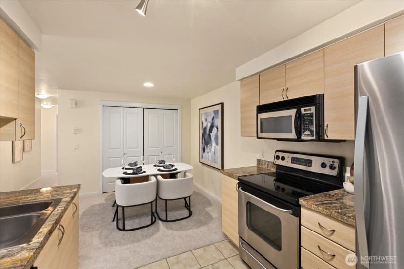 Property photo for 929 3rd Avenue #f301, Kirkland photo 12