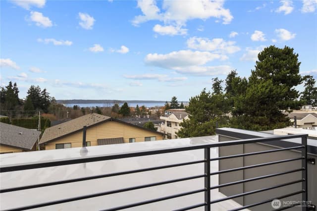 Property photo for 614 5th Avenue S #c105, Edmonds photo 2