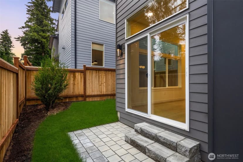 Property photo for 8409 Ne 137th Street, Kirkland photo 36