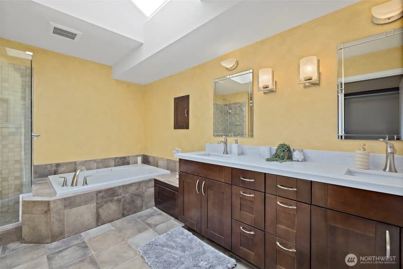 Property photo for 1819 221st Place Ne, Sammamish photo 27