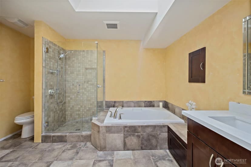 Property photo for 1819 221st Place Ne, Sammamish photo 28