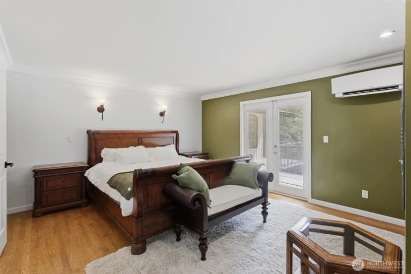 Property photo for 20425 Little Bearcreek Road, Woodinville photo 12