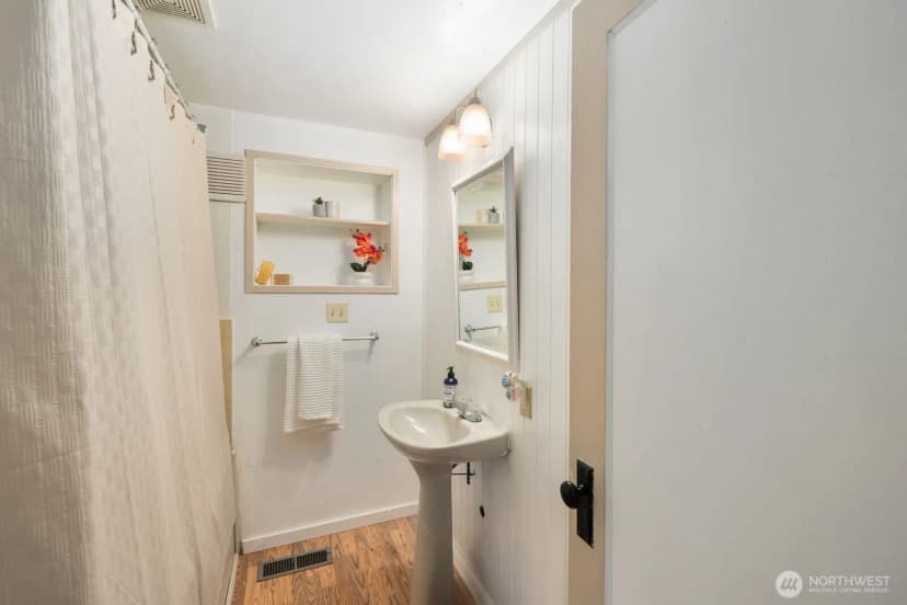 Property photo for 25528 State Route 9 Ne, Arlington photo 11