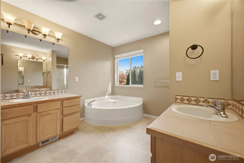 Property photo for 630 Se 67th Lane Se, Auburn photo 21