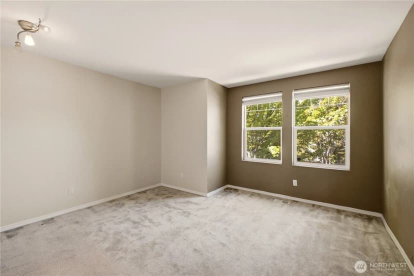 Property photo for 630 Se 67th Lane Se, Auburn photo 15