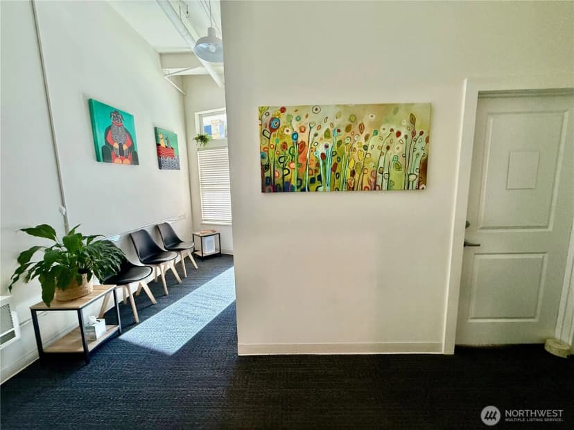 Property photo for 4752 41st Avenue Sw #a, Seattle photo 7