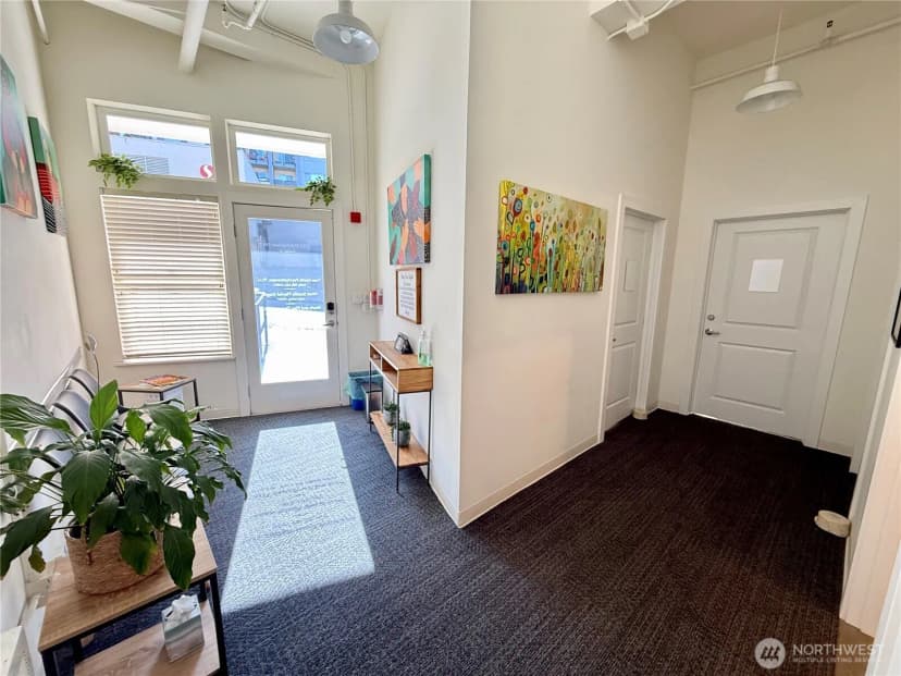 Property photo for 4752 41st Avenue Sw #a, Seattle photo 6