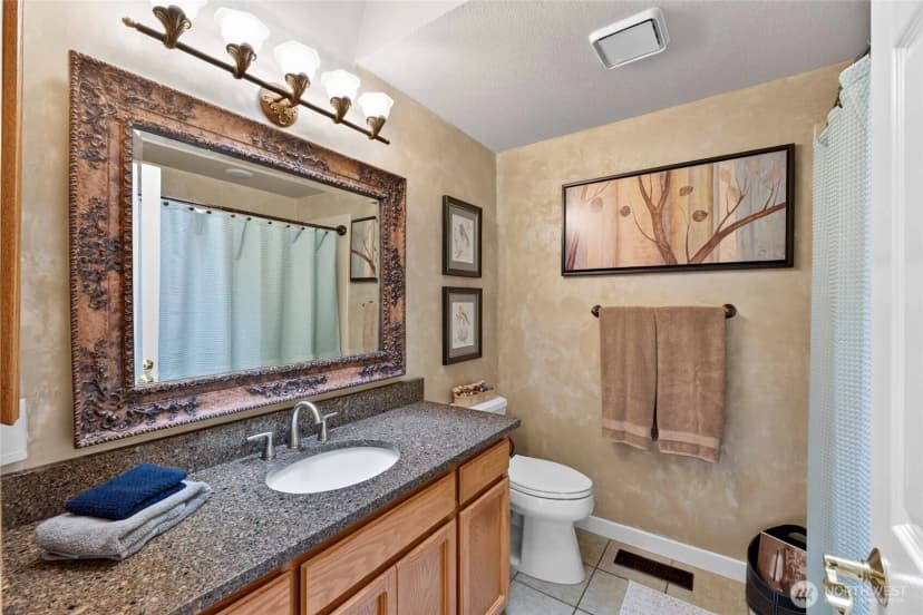 Property photo for 10104 Se 268th Street, Kent photo 22