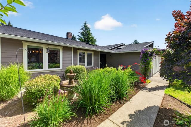 Property photo for 10104 Se 268th Street, Kent photo 5