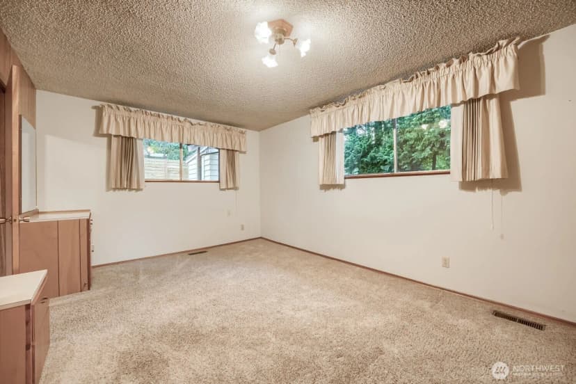 Property photo for 4860 S 175th Street, Sea Tac photo 12