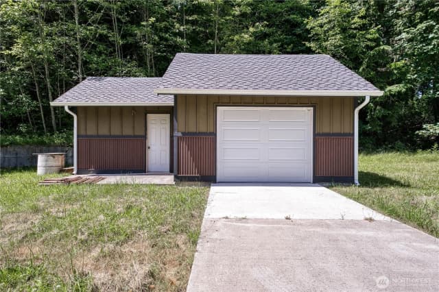 Property photo for 10609 33rd Avenue Ct Nw, Gig Harbor photo 4