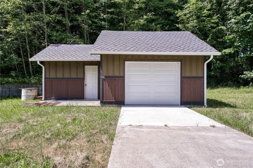 Property photo for 10609 33rd Avenue Ct Nw, Gig Harbor photo 4