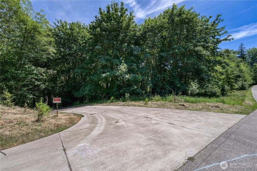 Property photo for 10611 33rd Avenue Ct Nw, Gig Harbor photo 6