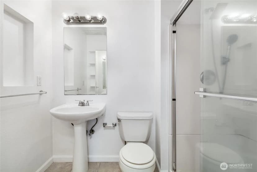 Property photo for 12037 100th Avenue Ne #206, Kirkland photo 7