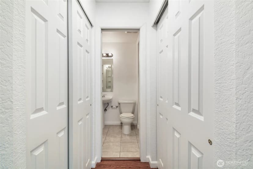 Property photo for 12037 100th Avenue Ne #206, Kirkland photo 11