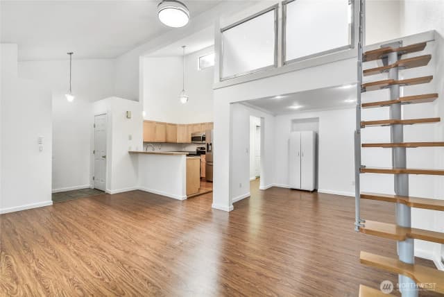 Property photo for 12037 100th Avenue Ne #206, Kirkland photo 3