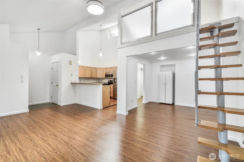 Property photo for 12037 100th Avenue Ne #206, Kirkland photo 3
