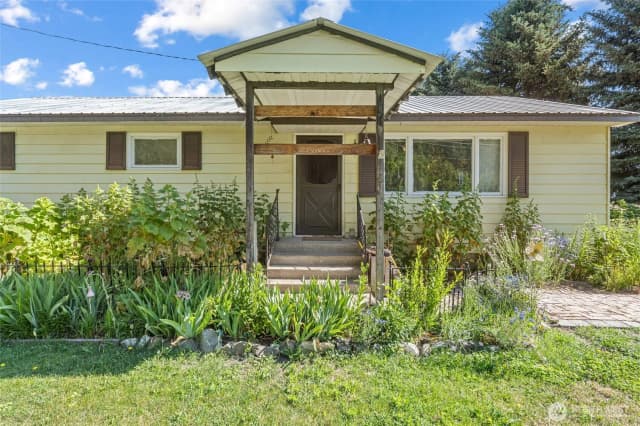 Property photo for 511 Valley Westside Road, Colville photo 4