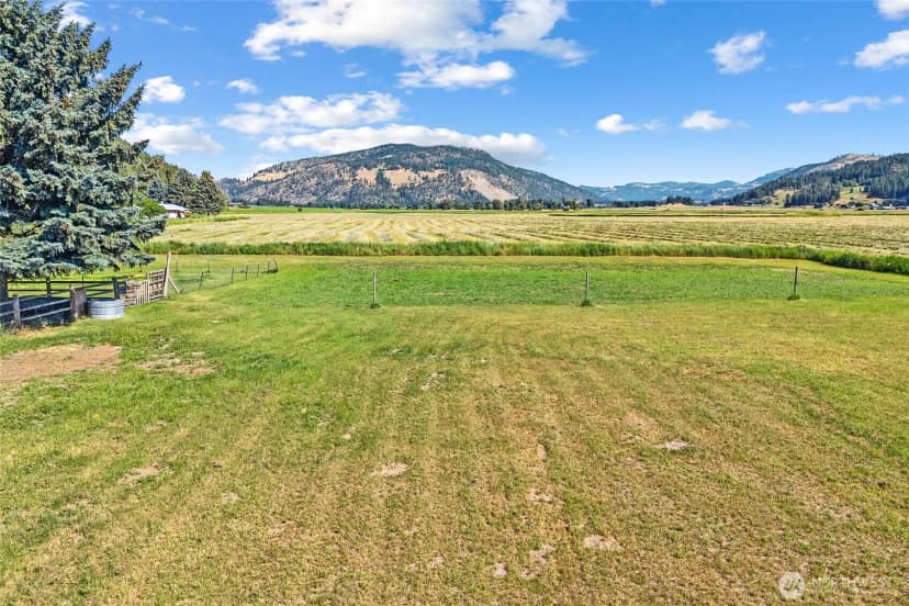 Property photo for 511 Valley Westside Road, Colville photo 32
