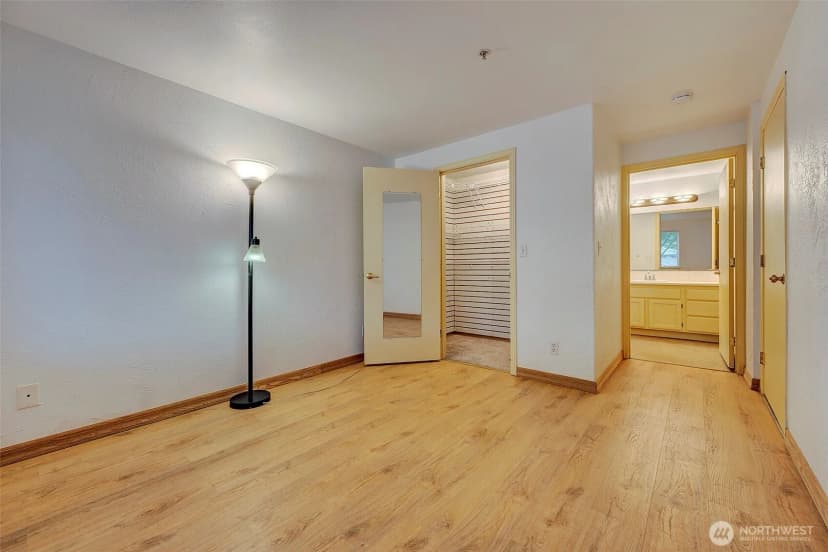 Property photo for 1001 W Casino Road #a103, Everett photo 8