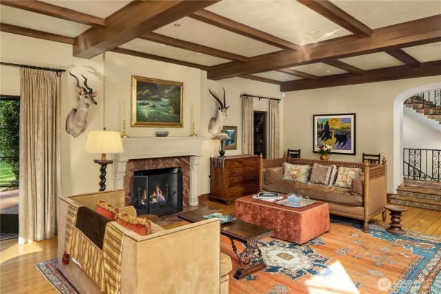 Property photo for 1935 Parkside Drive E, Seattle photo 5
