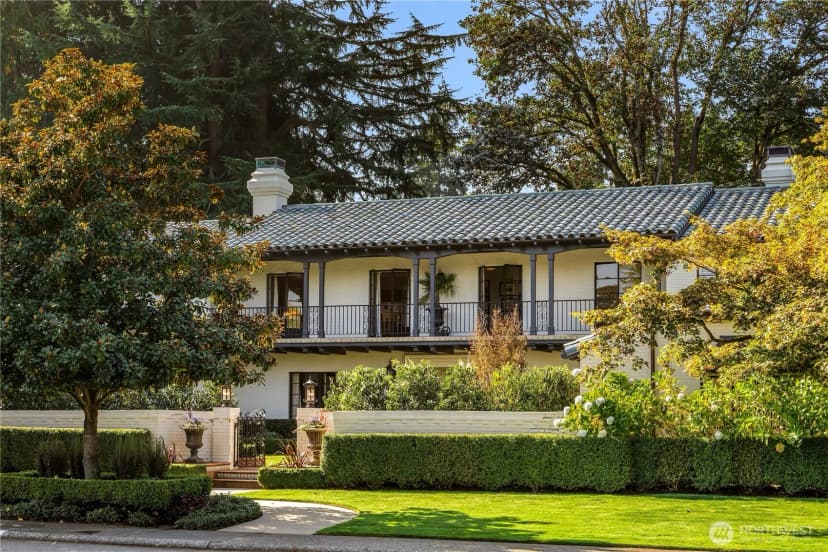 Property photo for 1935 Parkside Drive E, Seattle