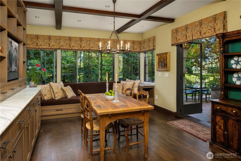 Property photo for 1935 Parkside Drive E, Seattle photo 12