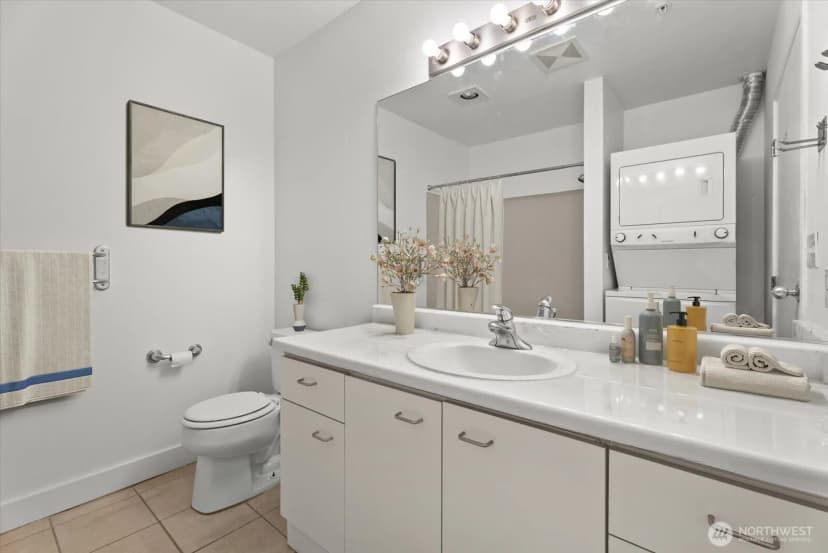Property photo for 2440 Western Avenue #517, Seattle photo 15