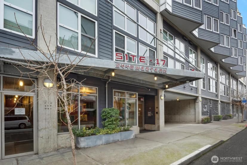 Property photo for 2440 Western Avenue #517, Seattle photo 2