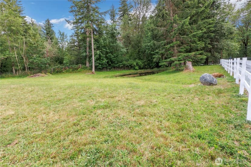 Property photo for 28419 132nd Avenue E, Graham photo 29