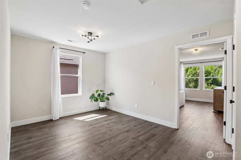 Property photo for 922 Nw 175th Street, Ridgefield photo 17